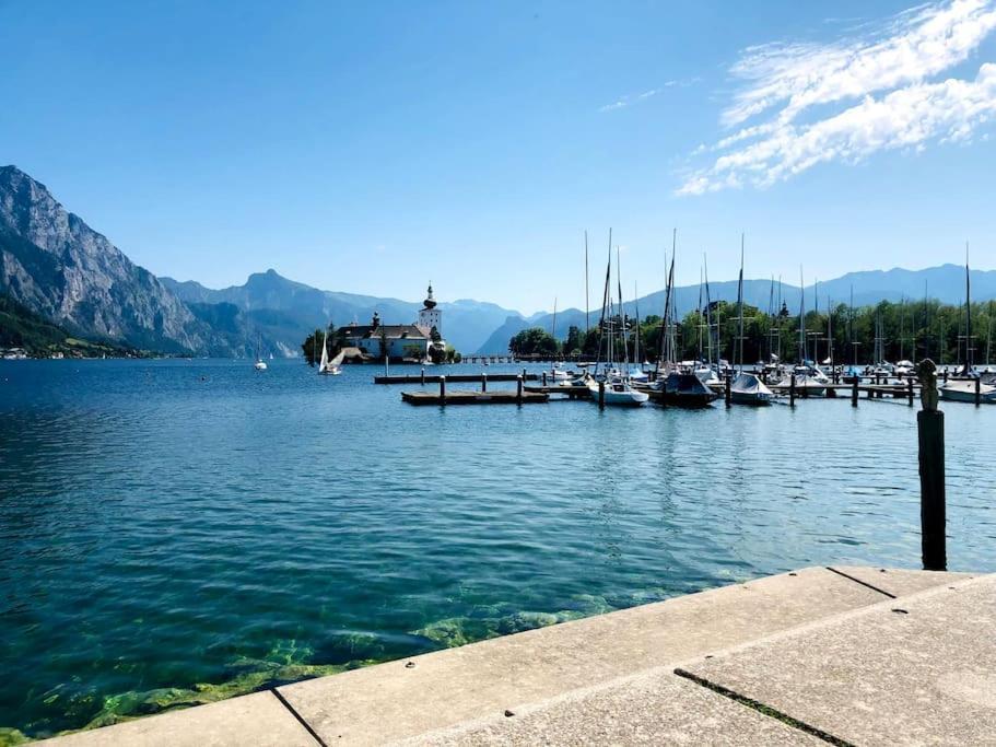 Fewo Kuferzeile Gmunden Seenaehe Exterior foto
